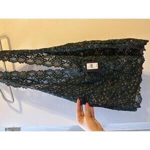 NWT Frederick’s of Hollywood Jessica lingerie top